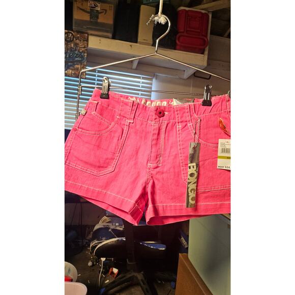 Bongo Pink Shorts - Picture 3 of 3